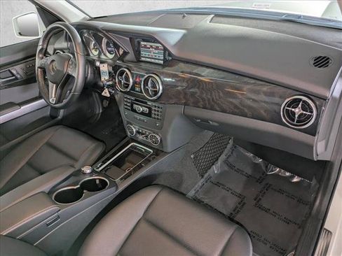 Used 2015 Mercedes-Benz GLK 350 2WD image 20
