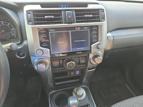 Used 2021 Toyota 4Runner SR5 AWD/4WD image 14