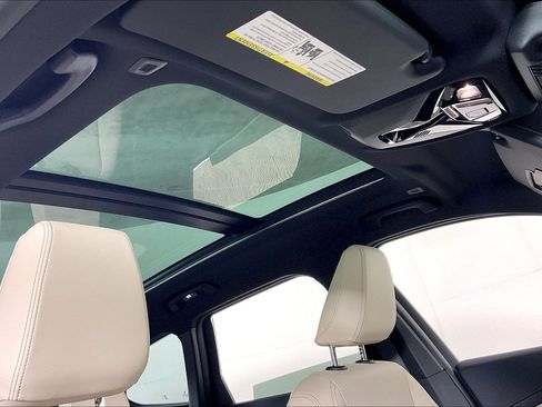 Used 2025 BMW X1 xDrive28i w/ Convenience Package AWD/4WD image 22