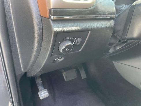 Used 2017 Jeep Grand Cherokee Summit AWD/4WD image 26
