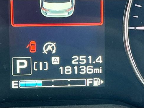 Used 2023 Subaru Crosstrek 2.5i Limited image 12