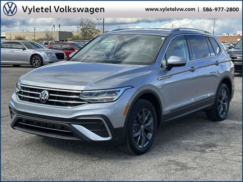 Certified 2023 Volkswagen Tiguan SE image 5