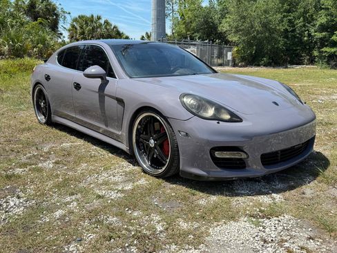 Used 2010 Porsche Panamera Turbo AWD/4WD image 4