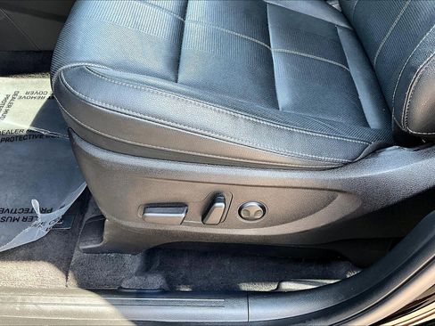 Certified 2022 Kia Telluride EX w/ EX Premium Package FWD image 40
