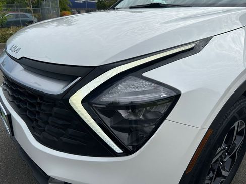 Used 2023 Kia Sportage LX image 37