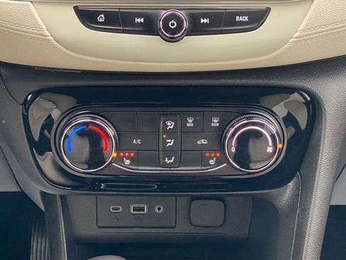 Used 2020 Buick Encore GX Preferred w/ Cold Weather Comfort Package FWD image 22
