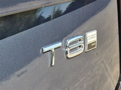 Certified 2025 Volvo XC90 T8 Plus w/ Protection Package Premier image 17