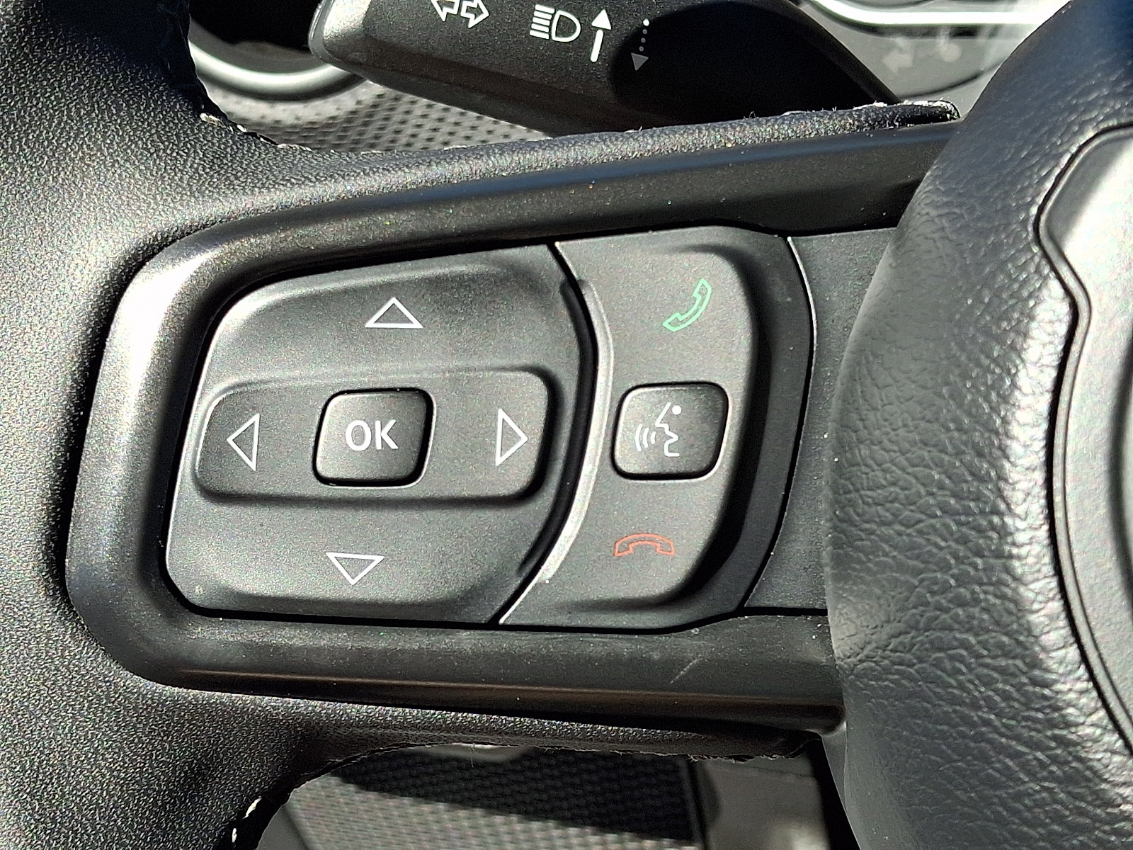 Used 2026 Jeep Wrangler Unlimited Rubicon AWD/4WD image 24