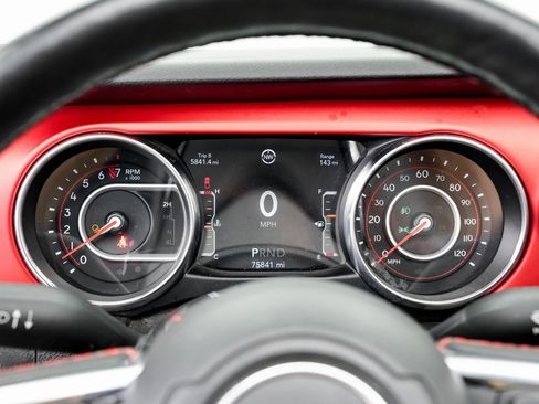 Used 2020 Jeep Gladiator Rubicon image 15