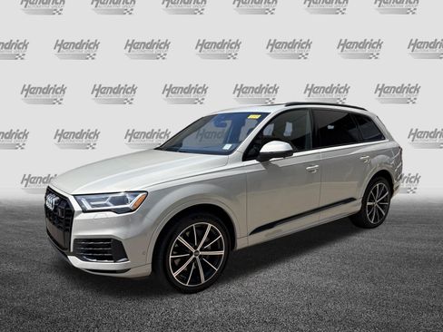 Used 2022 Audi Q7 3.0T Premium Plus w/ Premium Plus Package AWD/4WD image 5