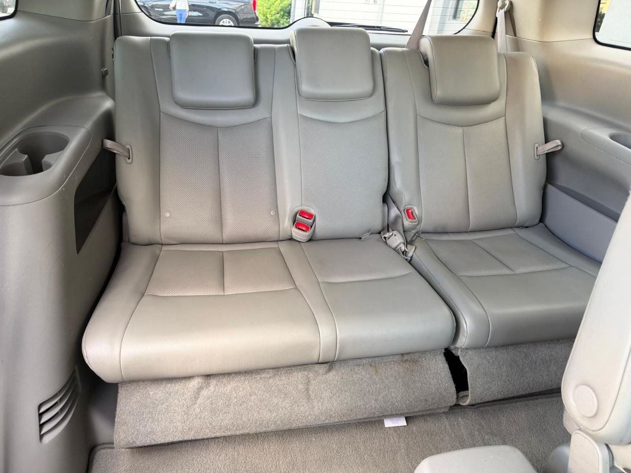 Used 2016 Nissan Quest SV w/ Leather Package FWD image 16
