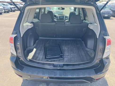 Used 2011 Subaru Forester 2.5X Premium w/ All-Weather Pkg image 40