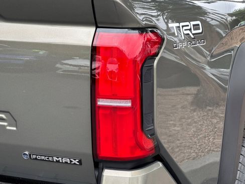 New 2025 Toyota Tacoma TRD Off-Road image 32