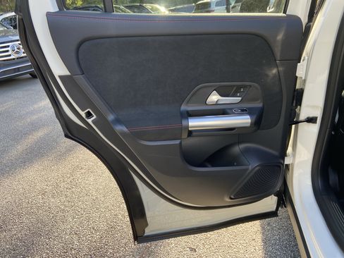Certified 2025 Mercedes-Benz GLA 250 image 38