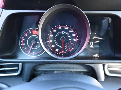 Used 2023 Hyundai Elantra SEL image 10