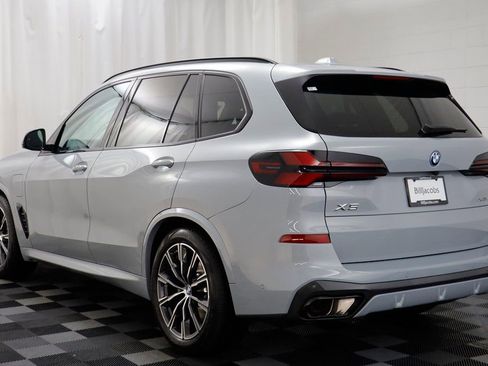 New 2026 BMW X5 xDrive50e w/ M Sport Package AWD/4WD image 16
