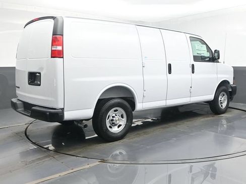 New 2026 Chevrolet Express 2500 w/ Driver Convenience Package RWD image 45