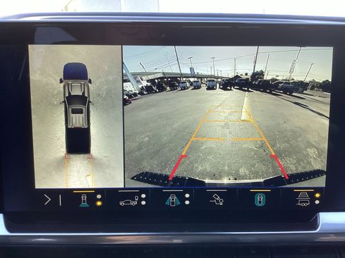 Used 2024 Chevrolet Silverado 2500 LTZ w/ LTZ Premium Package image 22