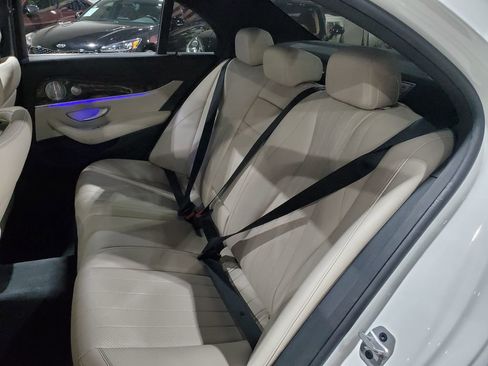 Used 2020 Mercedes-Benz E 350 E 350 image 24