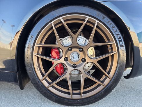 Used 2014 Porsche 911 Carrera image 16