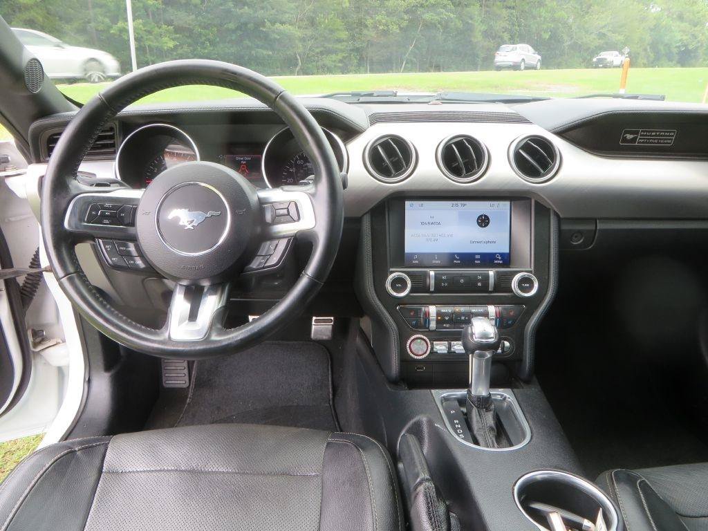 Used 2020 Ford Mustang Premium RWD image 10