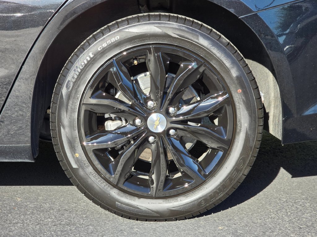 Used 2023 Chevrolet Malibu LT FWD image 30