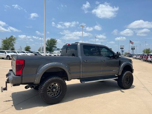 Used 2020 Ford F250 Lariat w/ Lariat Value Package AWD/4WD image 5
