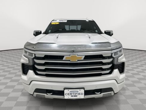 Used 2024 Chevrolet Silverado 1500 High Country w/ High Country Premium Package AWD/4WD image 7