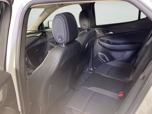 Used 2023 Buick Encore GX Preferred w/ Cold Weather Comfort Package FWD image 27