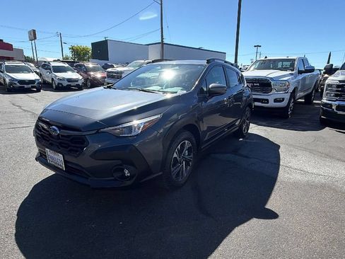 Used 2024 Subaru Crosstrek 2.0i Premium w/ Crosstrek Mirror Package AWD/4WD image 1