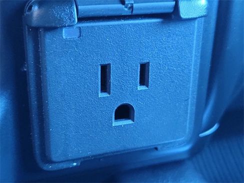 Used 2019 Chevrolet Silverado 1500 LTZ w/ LTZ Plus Package image 16