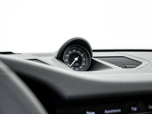 Certified 2024 Porsche 911 Carrera RWD image 20