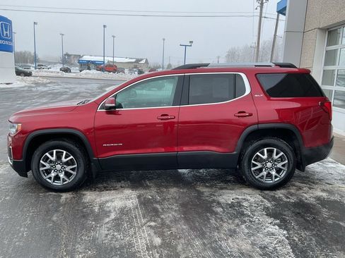 Used 2023 GMC Acadia SLT w/ Preferred Package image 8