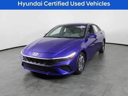 Certified 2026 Hyundai Elantra Hybrid FWD image 2