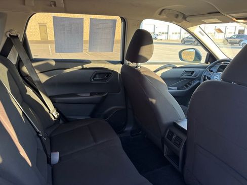 Used 2024 Nissan Rogue S image 13