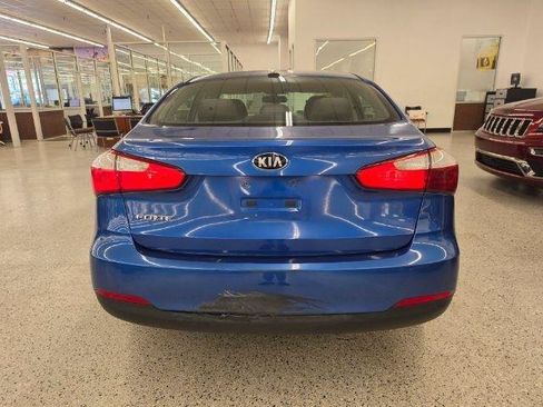 Used 2015 Kia Forte LX w/ Popular Package FWD image 5
