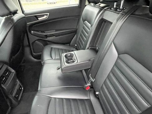 Used 2024 Ford Edge SEL w/ Convenience Package image 17