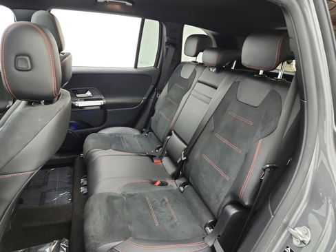 Used 2022 Mercedes-Benz GLB 250 image 15
