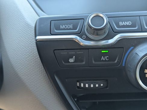 Used 2016 BMW i3 w/ Range Extender image 16