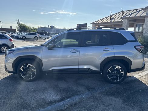 Certified 2025 Subaru Forester Limited w/ Popular Package #2 AWD/4WD image 6
