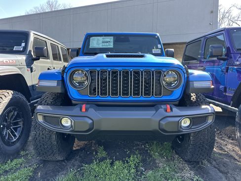 New 2026 Jeep Wrangler Rubicon AWD/4WD image 3