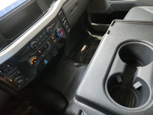 Used 2023 Ford F250 XL w/ XL Driver Assist Package AWD/4WD image 20