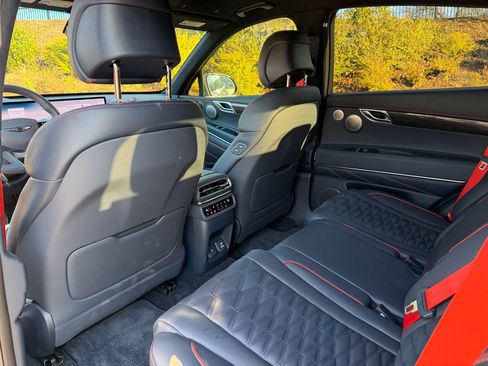 Used 2025 Genesis GV80 3.5T e-SC image 34