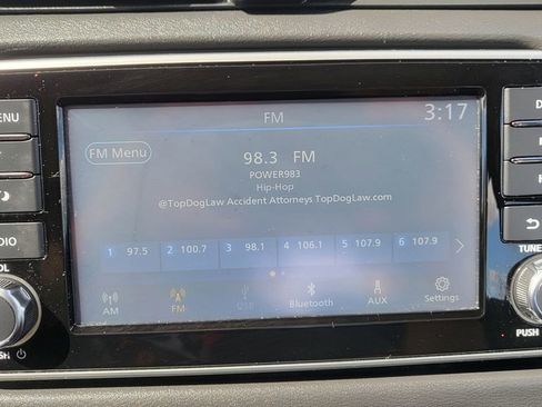 Used 2023 Nissan Versa S w/ Trunk Package FWD image 31