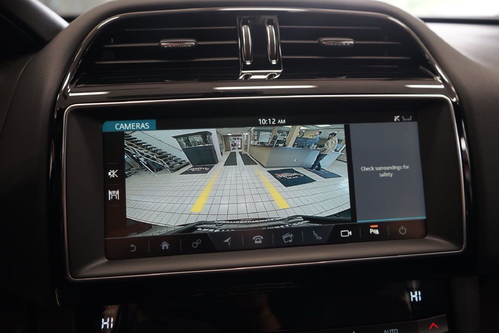 Used 2020 Jaguar F-PACE Premium AWD/4WD image 8