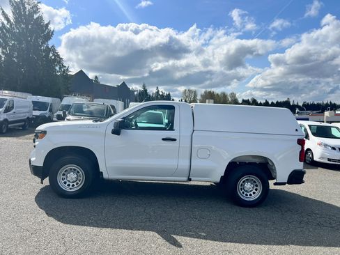 Used 2023 Chevrolet Silverado 1500 W/T image 4