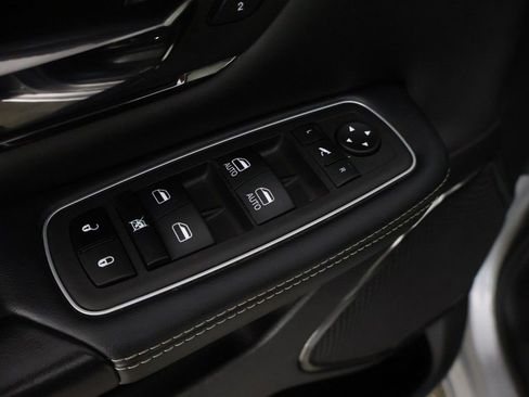 Used 2024 RAM 1500 Limited w/ Body Color Bumper Group AWD/4WD image 36
