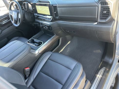 Used 2024 Chevrolet Silverado 2500 LT w/ Z71 Sport Edition image 29