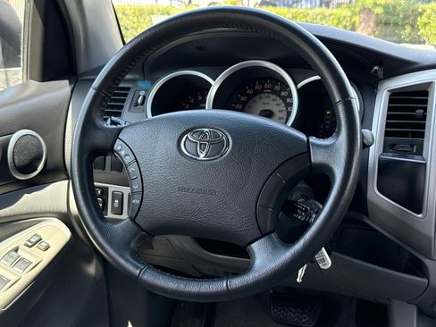 Used 2010 Toyota Tacoma PreRunner RWD image 19