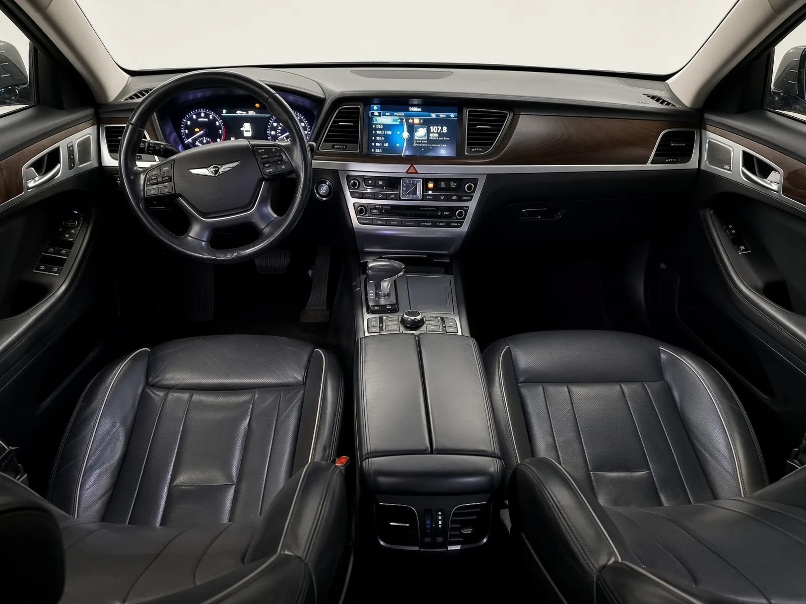 Used 2018 Genesis G80 3.8 w/ Option Group 03 AWD/4WD image 8